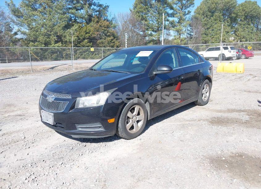 Photo 2 of 2013 Chevrolet Cruze 1LT AUTO (VIN 1G1PC5SB6D7197781)
