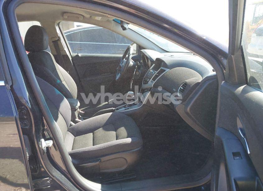 Photo 5 of 2013 Chevrolet Cruze 1LT AUTO (VIN 1G1PC5SB6D7197781)