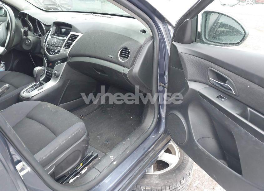 Photo 5 of 2013 Chevrolet Cruze 1LT AUTO (VIN 1G1PC5SB6D7212098)