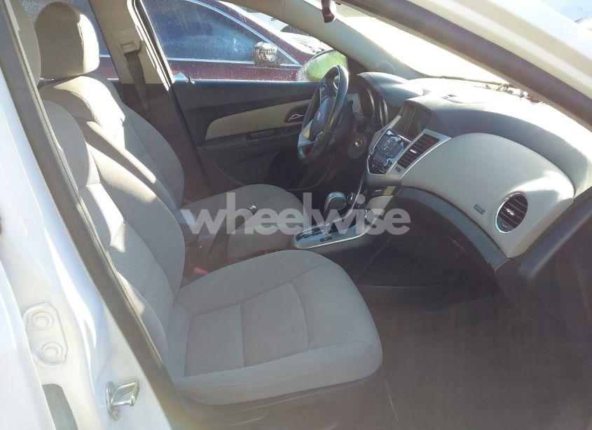 Photo 5 of 2013 Chevrolet Cruze 1LT AUTO (VIN 1G1PC5SB6D7240077)