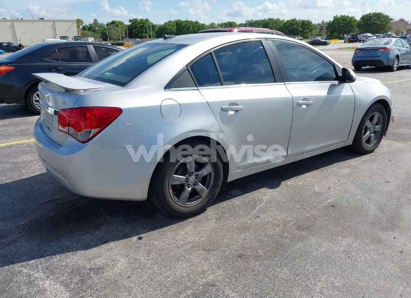 Photo 4 of 2013 Chevrolet Cruze 1LT AUTO (VIN 1G1PC5SB6D7287173)