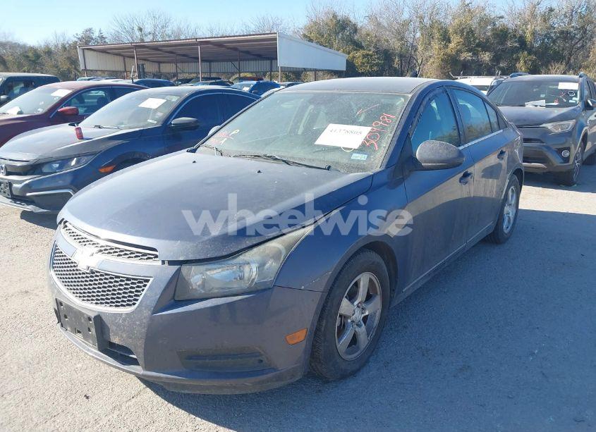 Photo 2 of 2013 Chevrolet Cruze 1LT AUTO (VIN 1G1PC5SB6D7309981)