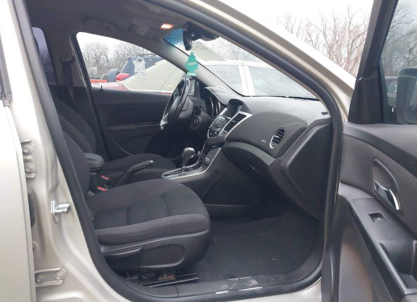 Photo 5 of 2013 Chevrolet Cruze 1LT AUTO (VIN 1G1PC5SB6D7324187)