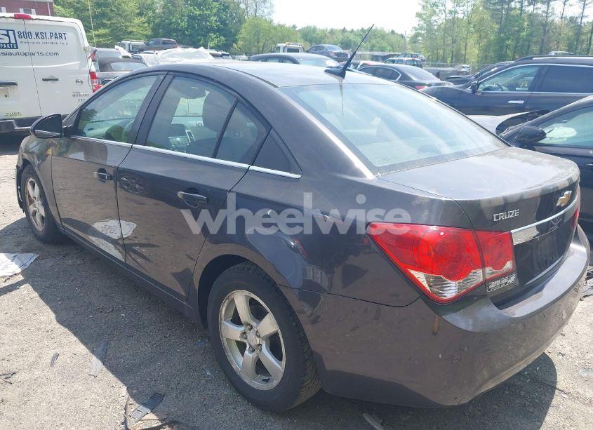 Photo 3 of 2014 Chevrolet Cruze 1LT AUTO (VIN 1G1PC5SB6E7102623)