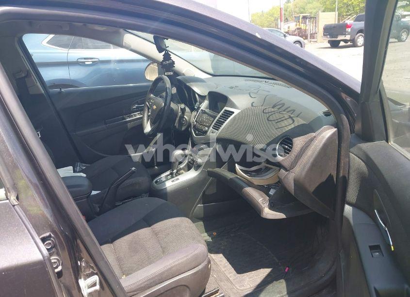 Photo 5 of 2014 Chevrolet Cruze 1LT AUTO (VIN 1G1PC5SB6E7102623)