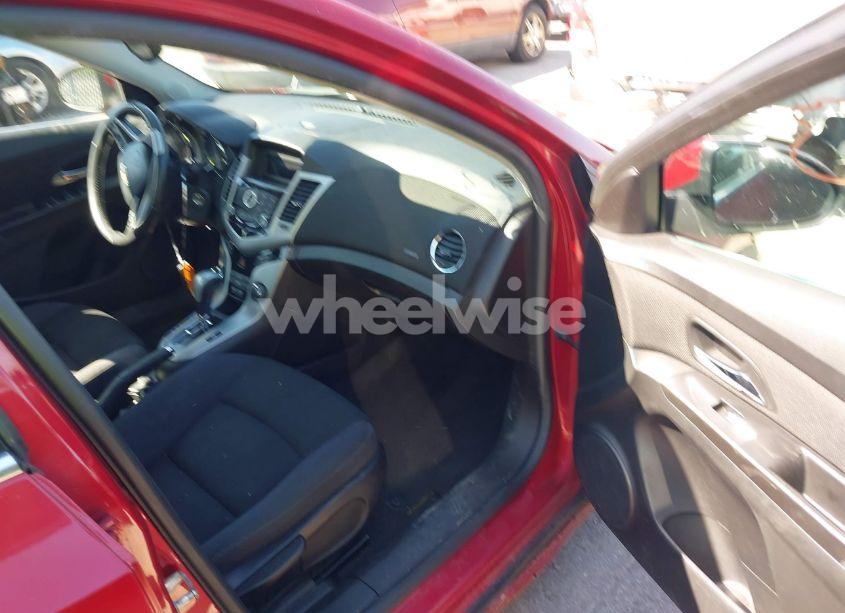 Photo 5 of 2014 Chevrolet Cruze 1LT AUTO (VIN 1G1PC5SB6E7168606)