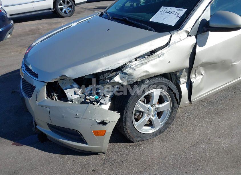 Photo 6 of 2014 Chevrolet Cruze 1LT AUTO (VIN 1G1PC5SB6E7170646)