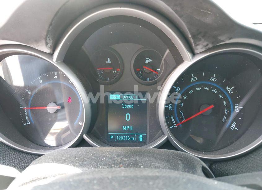 Photo 7 of 2014 Chevrolet Cruze 1LT AUTO (VIN 1G1PC5SB6E7196812)