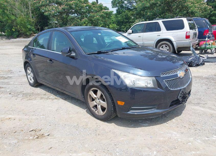 2014 Chevrolet Cruze 1LT AUTO (VIN 1G1PC5SB6E7226990) main photo