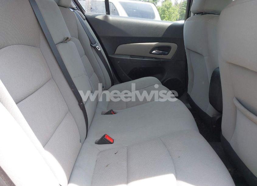 Photo 8 of 2014 Chevrolet Cruze 1LT AUTO (VIN 1G1PC5SB6E7226990)