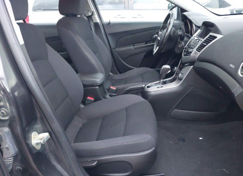 Photo 5 of 2014 Chevrolet Cruze 1LT AUTO (VIN 1G1PC5SB6E7230067)