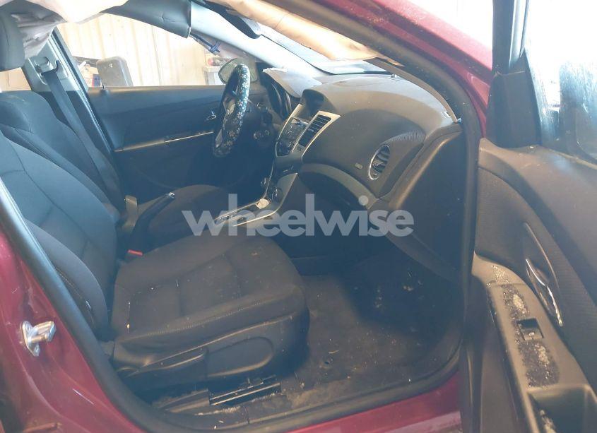 Photo 5 of 2014 Chevrolet Cruze 1LT AUTO (VIN 1G1PC5SB6E7232174)