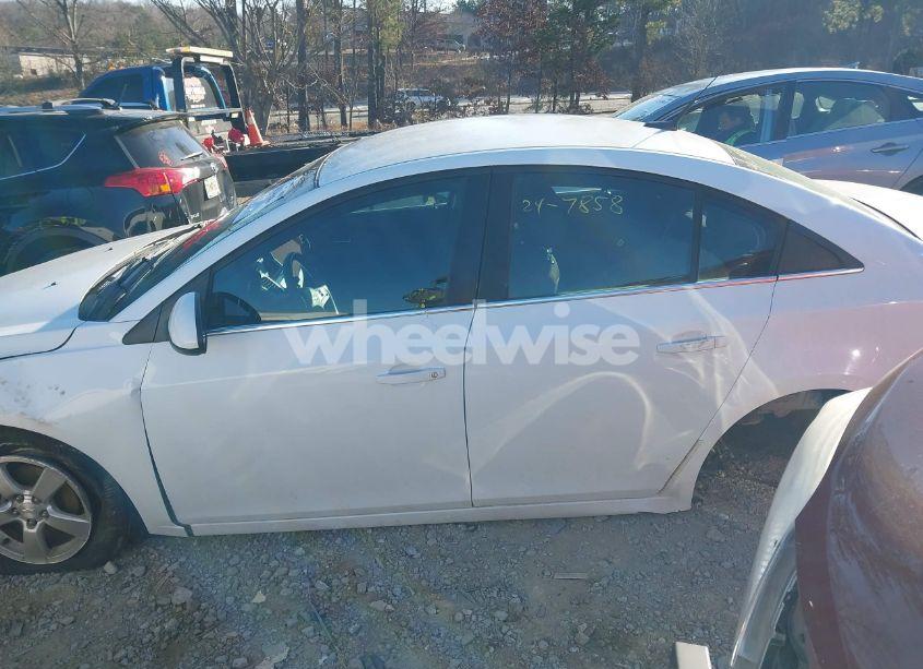 Photo 14 of 2014 Chevrolet Cruze 1LT AUTO (VIN 1G1PC5SB6E7252506)