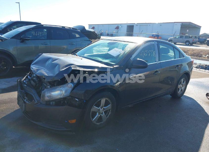 Photo 2 of 2014 Chevrolet Cruze 1LT AUTO (VIN 1G1PC5SB6E7287286)