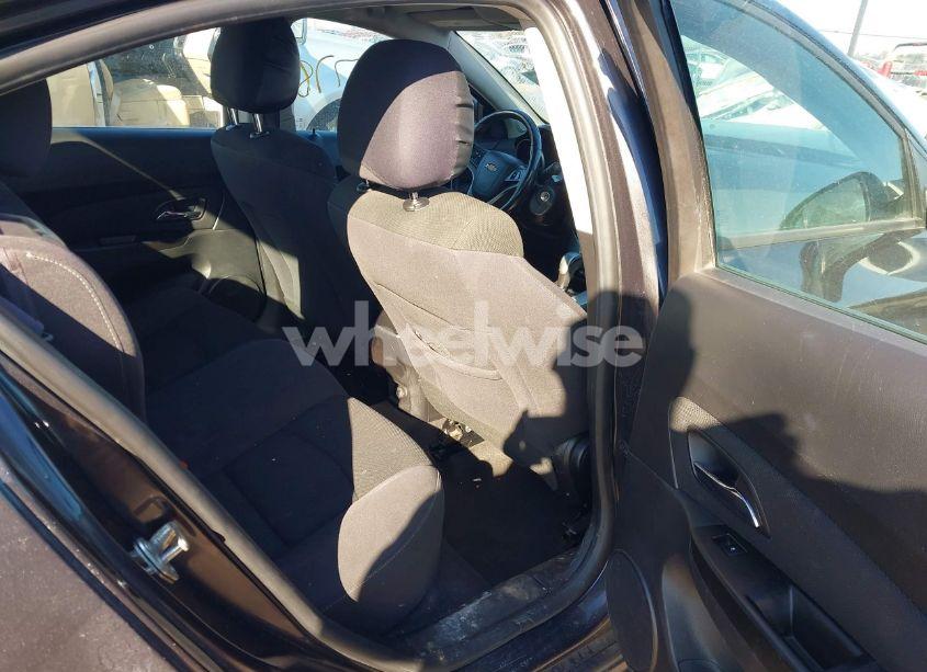 Photo 8 of 2014 Chevrolet Cruze 1LT AUTO (VIN 1G1PC5SB6E7287286)