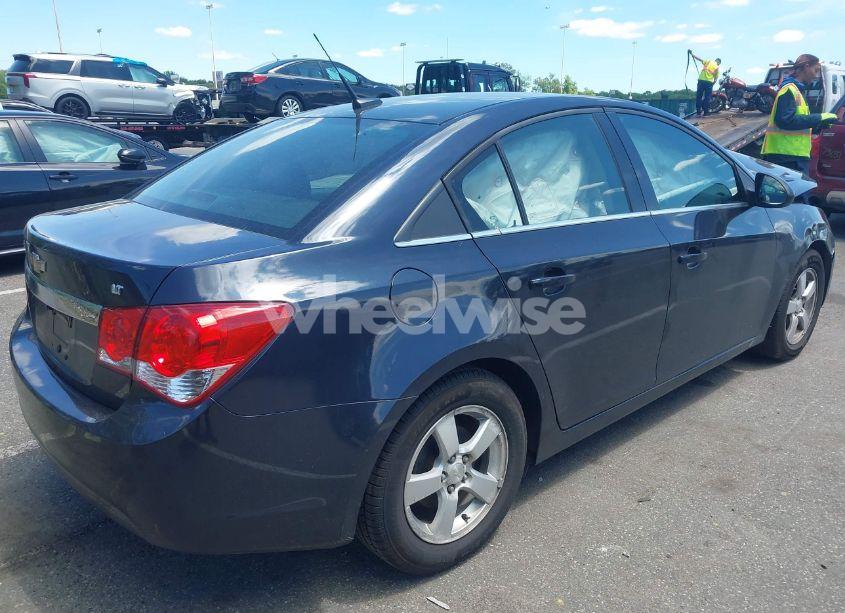 Photo 4 of 2014 Chevrolet Cruze 1LT AUTO (VIN 1G1PC5SB6E7289393)