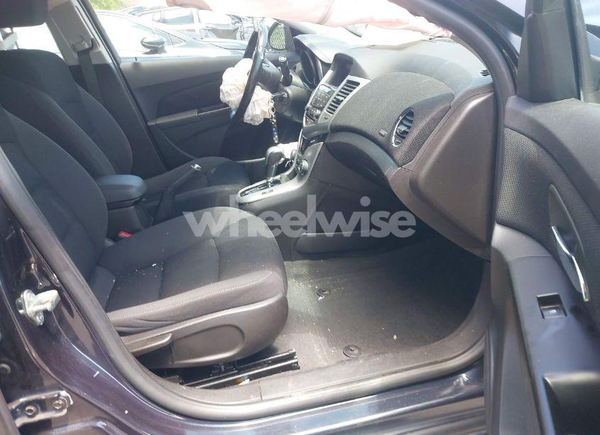 Photo 5 of 2014 Chevrolet Cruze 1LT AUTO (VIN 1G1PC5SB6E7289393)