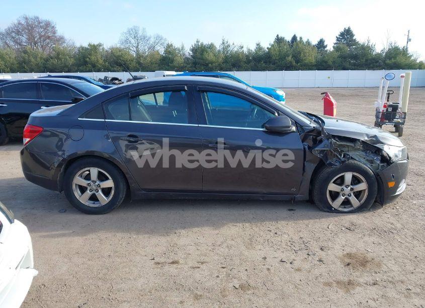 Photo 13 of 2014 Chevrolet Cruze 1LT AUTO (VIN 1G1PC5SB6E7289989)