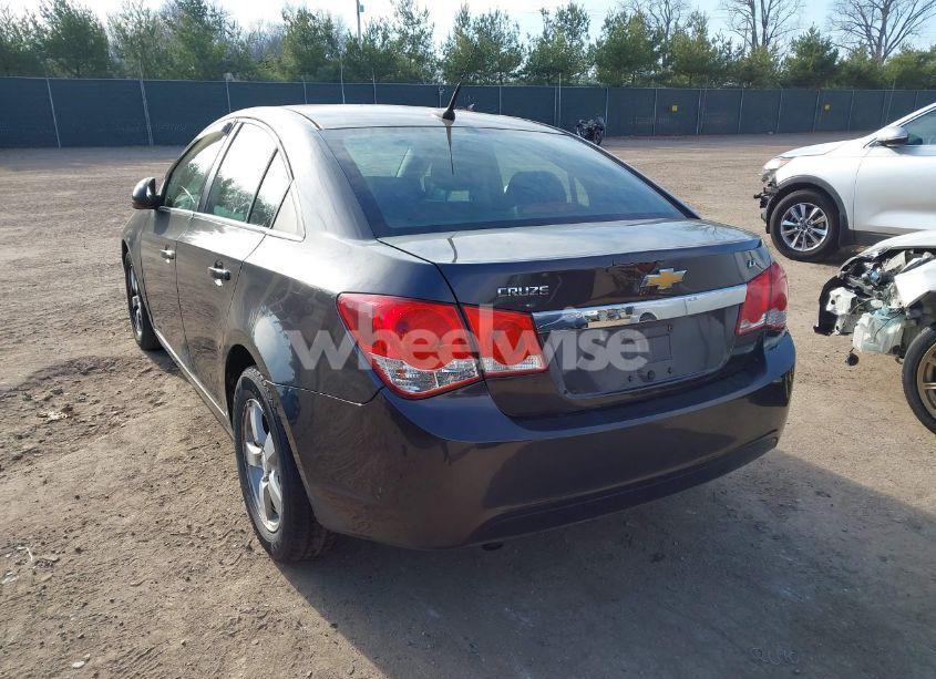 Photo 3 of 2014 Chevrolet Cruze 1LT AUTO (VIN 1G1PC5SB6E7289989)