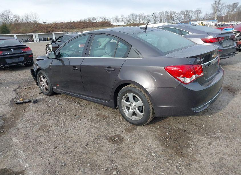 Photo 3 of 2014 Chevrolet Cruze 1LT AUTO (VIN 1G1PC5SB6E7297591)