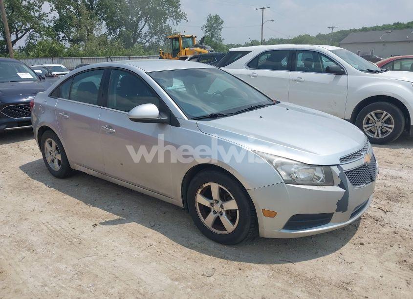 2014 Chevrolet Cruze 1LT AUTO (VIN 1G1PC5SB6E7305530) main photo