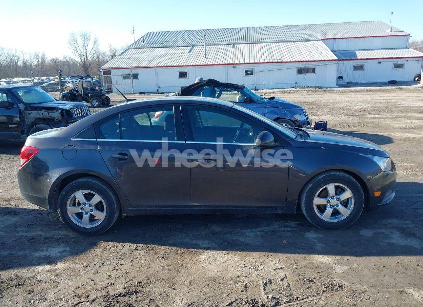 Photo 13 of 2014 Chevrolet Cruze 1LT AUTO (VIN 1G1PC5SB6E7315166)
