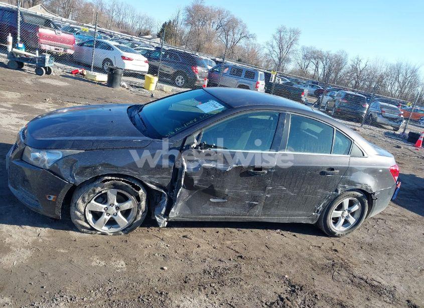 Photo 14 of 2014 Chevrolet Cruze 1LT AUTO (VIN 1G1PC5SB6E7315166)