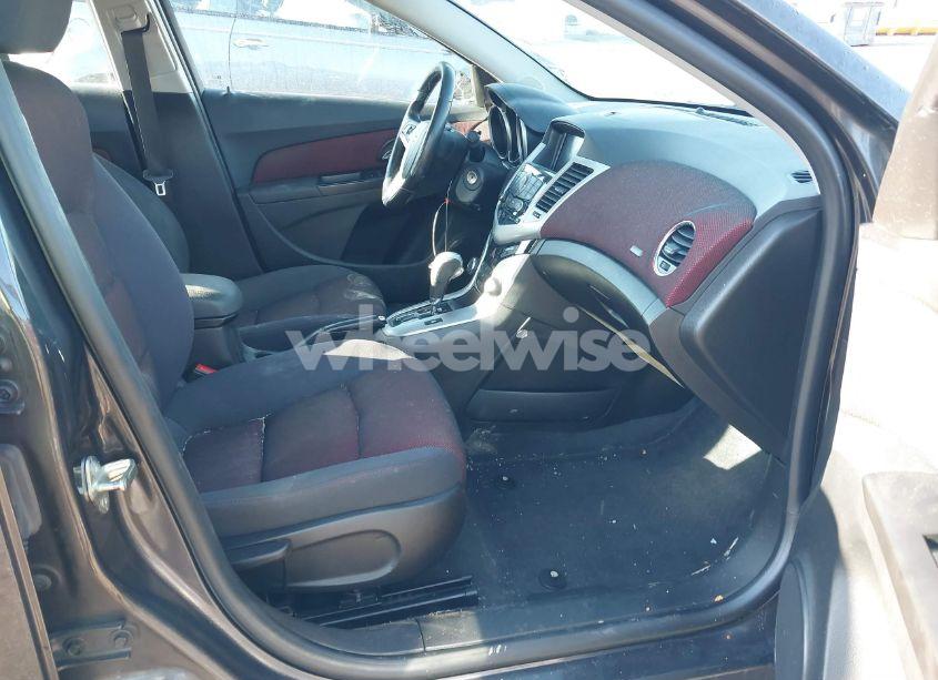 Photo 5 of 2014 Chevrolet Cruze 1LT AUTO (VIN 1G1PC5SB6E7315166)