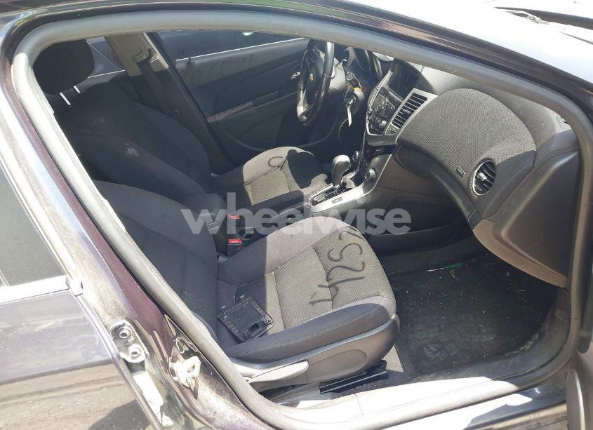 Photo 5 of 2014 Chevrolet Cruze 1LT AUTO (VIN 1G1PC5SB6E7329195)