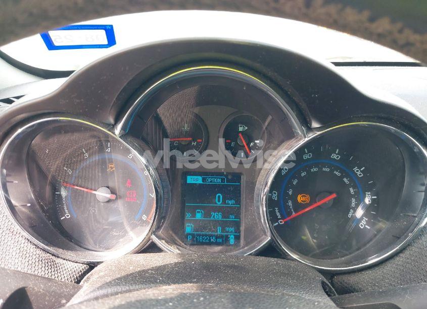 Photo 7 of 2014 Chevrolet Cruze 1LT AUTO (VIN 1G1PC5SB6E7330976)