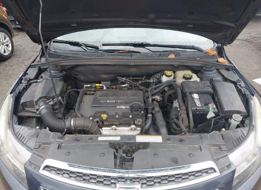 Photo 10 of 2014 Chevrolet Cruze 1LT AUTO (VIN 1G1PC5SB6E7343677)