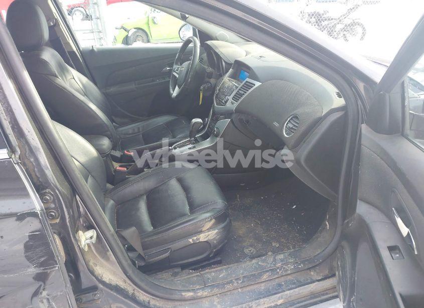 Photo 5 of 2014 Chevrolet Cruze 1LT AUTO (VIN 1G1PC5SB6E7352055)