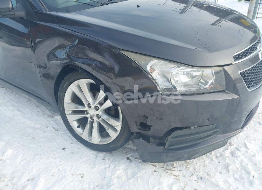 Photo 6 of 2014 Chevrolet Cruze 1LT AUTO (VIN 1G1PC5SB6E7352055)