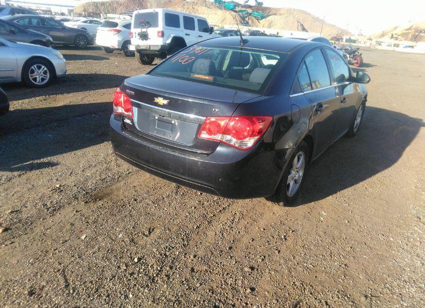 Photo 4 of 2014 Chevrolet Cruze 1LT AUTO (VIN 1G1PC5SB6E7455718)