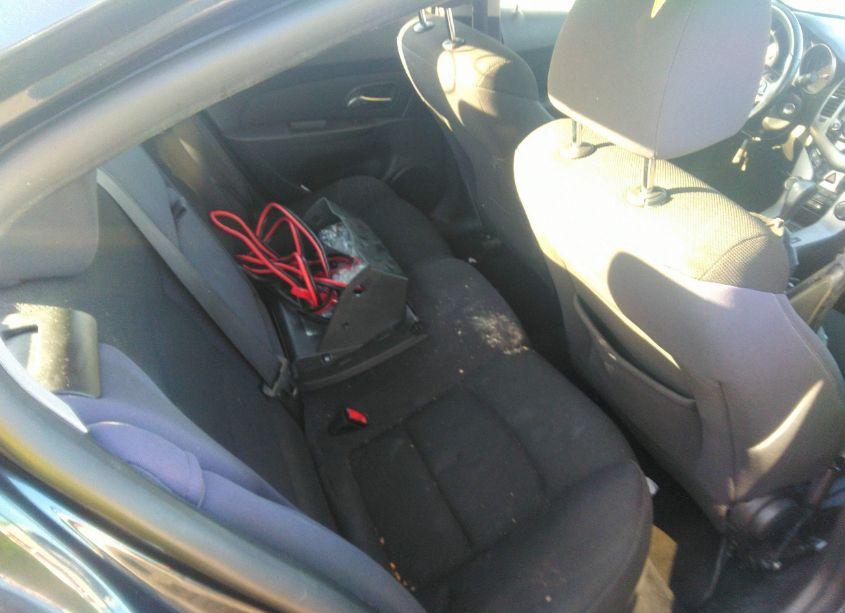 Photo 8 of 2014 Chevrolet Cruze 1LT AUTO (VIN 1G1PC5SB6E7455718)