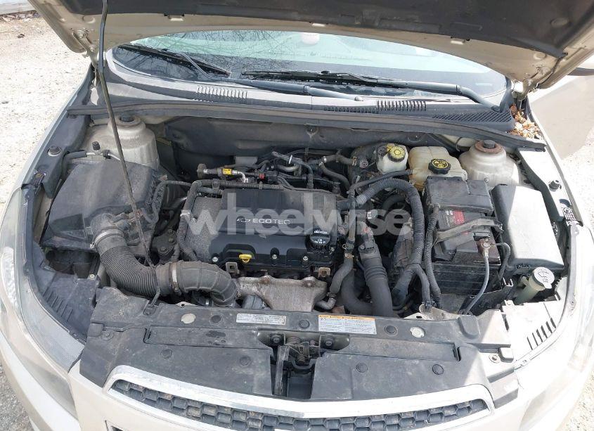 Photo 10 of 2014 Chevrolet Cruze 1LT AUTO (VIN 1G1PC5SB6E7483230)