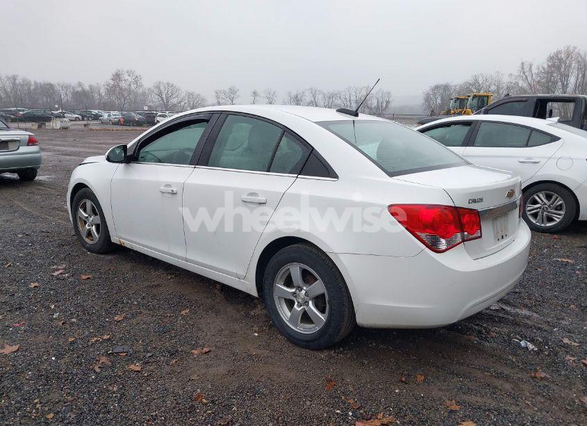 Photo 3 of 2015 Chevrolet Cruze 1LT AUTO (VIN 1G1PC5SB6F7122503)