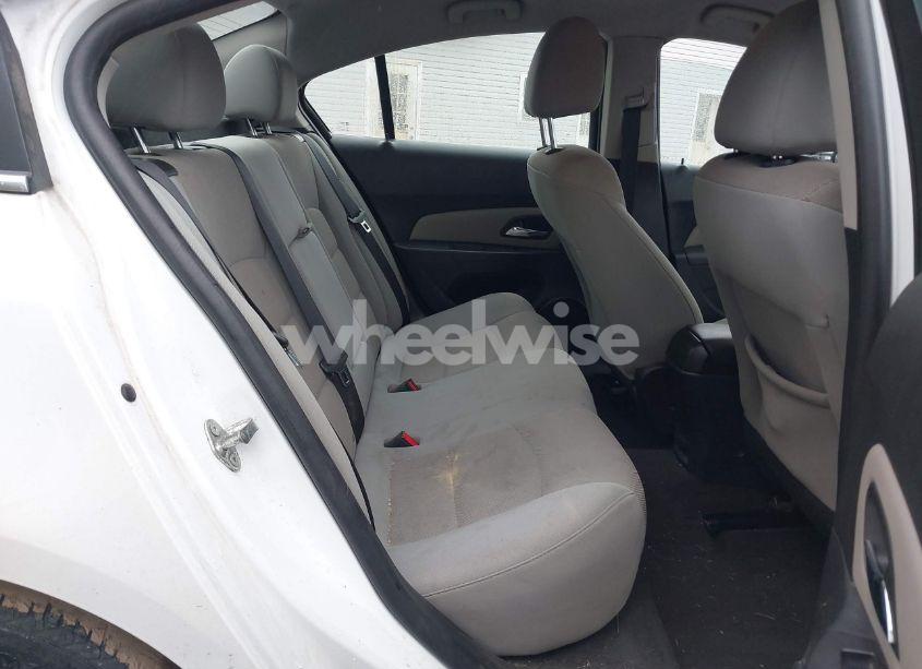 Photo 8 of 2015 Chevrolet Cruze 1LT AUTO (VIN 1G1PC5SB6F7122503)