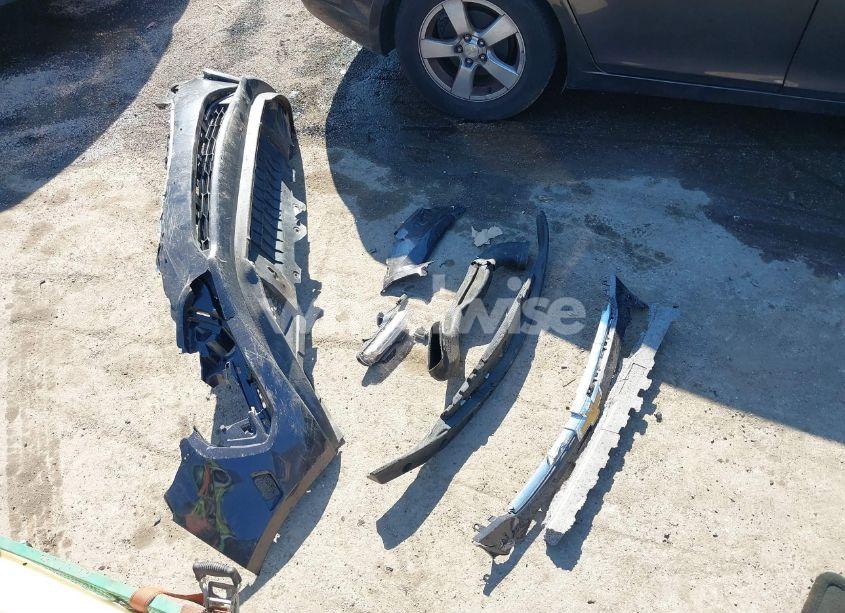 Photo 12 of 2015 Chevrolet Cruze 1LT AUTO (VIN 1G1PC5SB6F7159695)