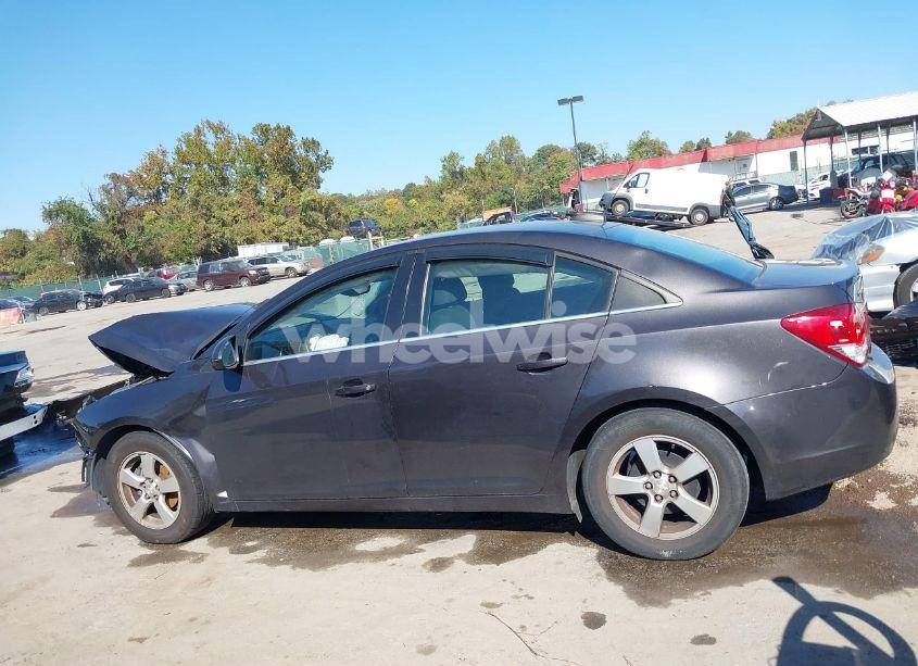 Photo 15 of 2015 Chevrolet Cruze 1LT AUTO (VIN 1G1PC5SB6F7159695)