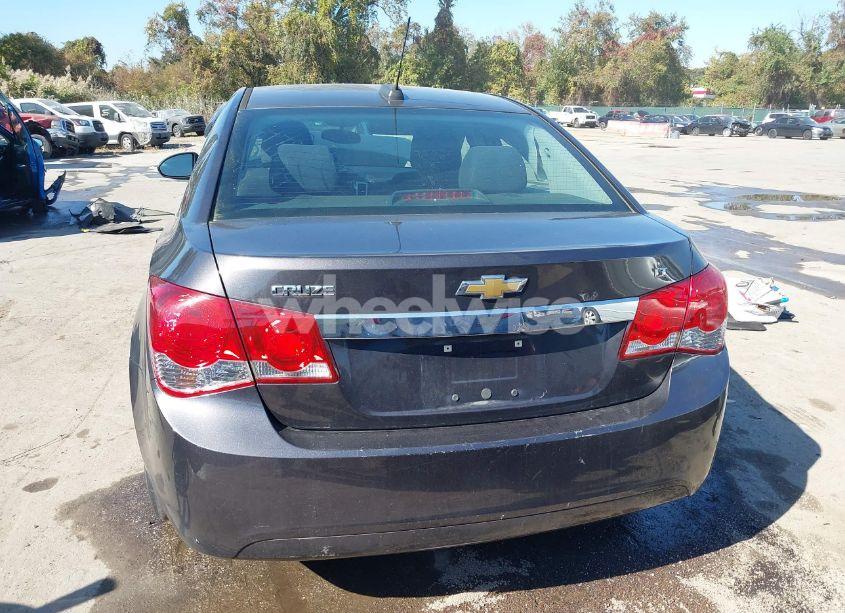 Photo 17 of 2015 Chevrolet Cruze 1LT AUTO (VIN 1G1PC5SB6F7159695)