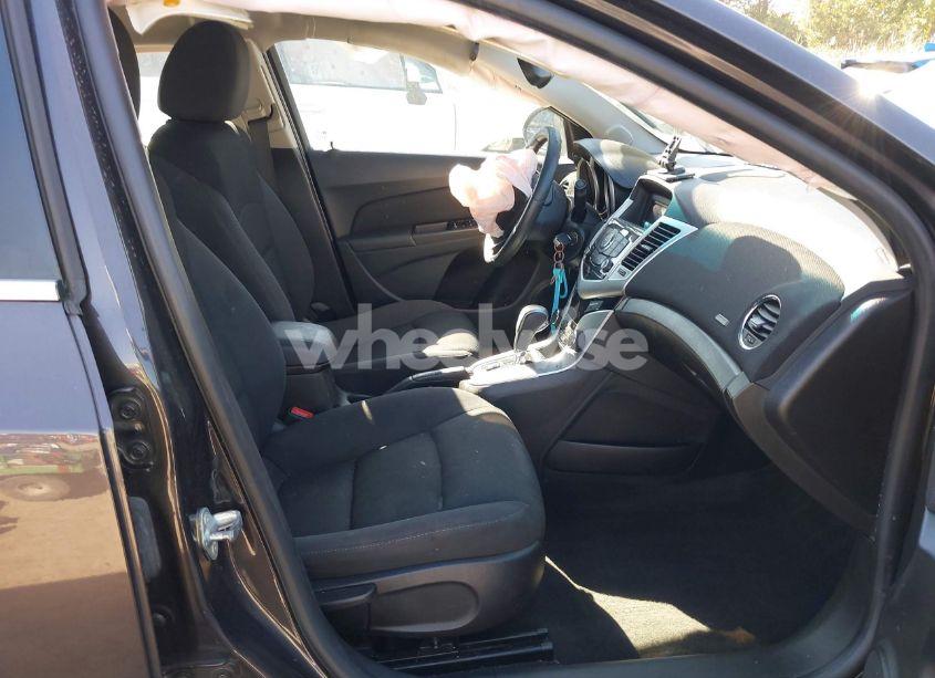 Photo 5 of 2015 Chevrolet Cruze 1LT AUTO (VIN 1G1PC5SB6F7159695)