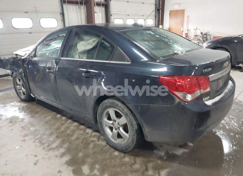 Photo 3 of 2015 Chevrolet Cruze 1LT AUTO (VIN 1G1PC5SB6F7165139)