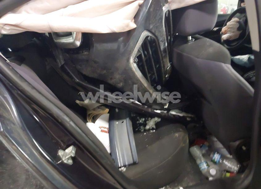 Photo 8 of 2015 Chevrolet Cruze 1LT AUTO (VIN 1G1PC5SB6F7165139)