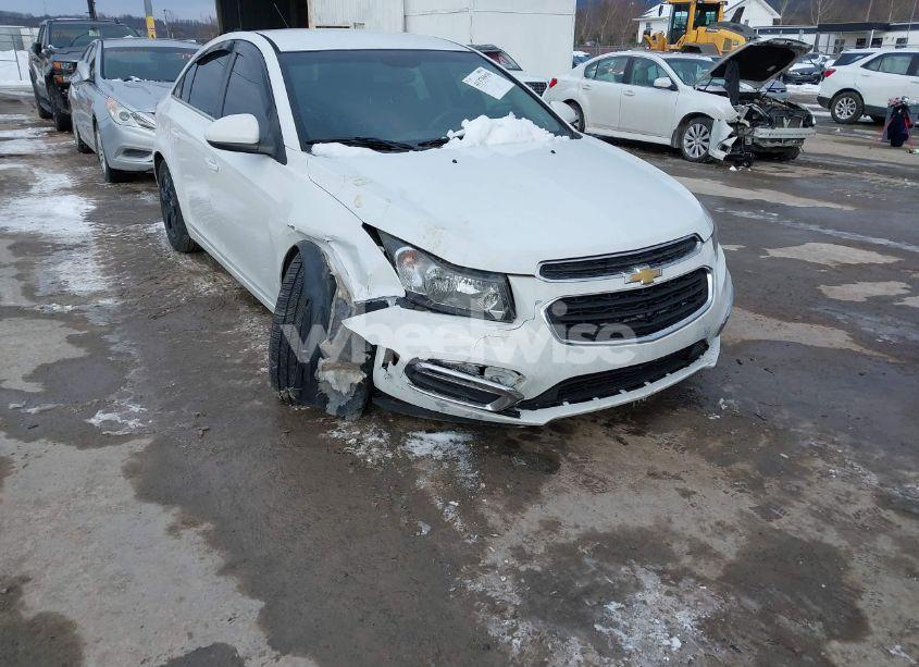 Photo 6 of 2015 Chevrolet Cruze 1LT AUTO (VIN 1G1PC5SB6F7171202)