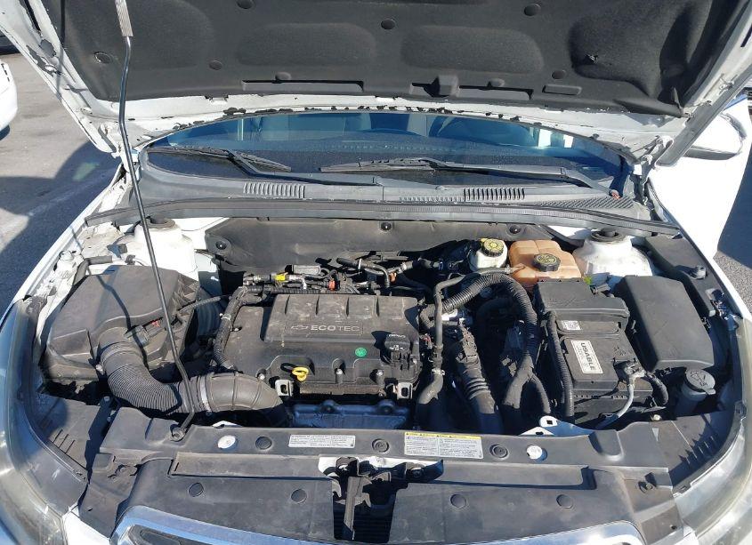 Photo 10 of 2015 Chevrolet Cruze 1LT AUTO (VIN 1G1PC5SB6F7187092)