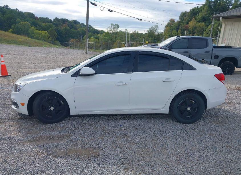 Photo 15 of 2015 Chevrolet Cruze 1LT AUTO (VIN 1G1PC5SB6F7190137)