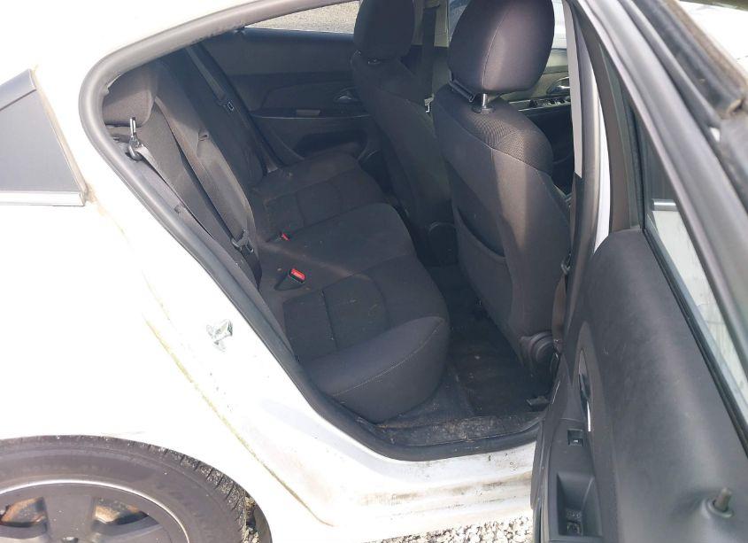 Photo 8 of 2015 Chevrolet Cruze 1LT AUTO (VIN 1G1PC5SB6F7190137)