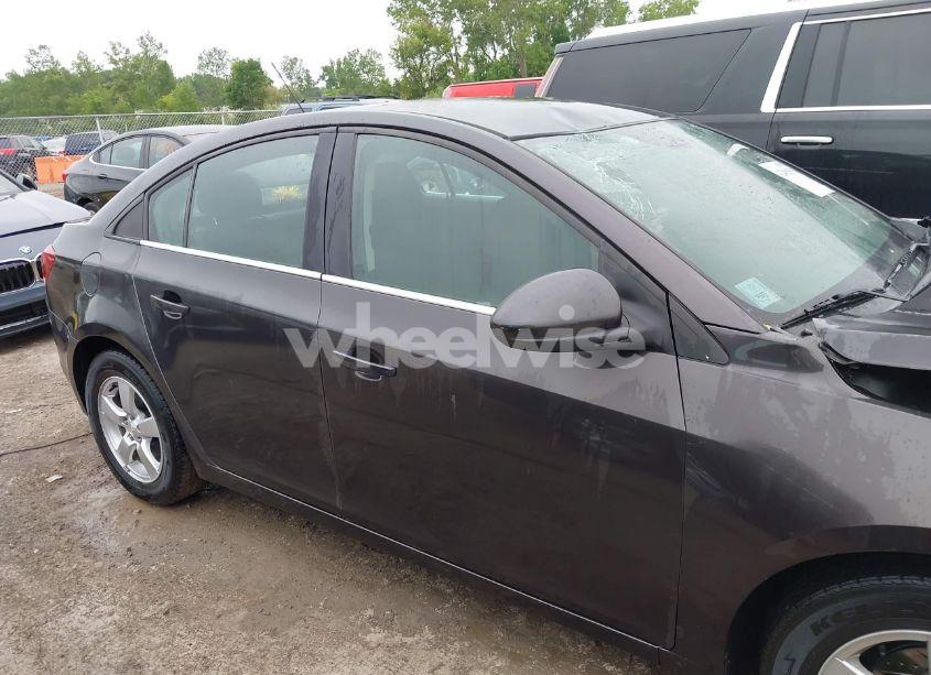 Photo 13 of 2015 Chevrolet Cruze 1LT AUTO (VIN 1G1PC5SB6F7201167)
