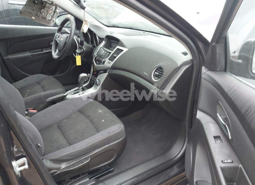 Photo 5 of 2015 Chevrolet Cruze 1LT AUTO (VIN 1G1PC5SB6F7201167)